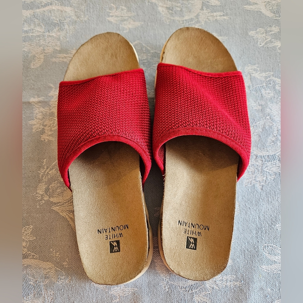 White Mountain Women's Red Slide Sandals Size 8.5